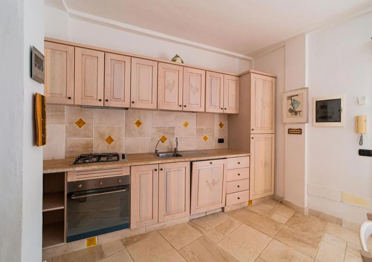 Pgs Immobiliare Srls Esters House Moderno Trilocale Con Parcheggio Privato La Maddalena La Maddalena (Sassari)
